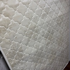 【無料】アイリスオーヤマ マットレス ダブル  の画像