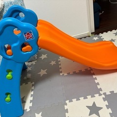 ｢美品早もん勝ち｣12/25まで滑り台の画像