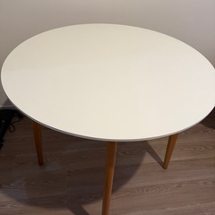 美品　丸テーブル　80cmサイズ　ホワイトの画像