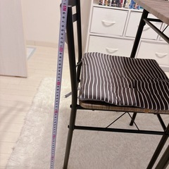 訳あり価格。テーブル＆イスの画像