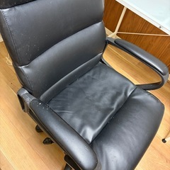 今週いっぱいの価格‼️チェアの画像