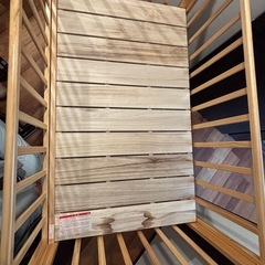 カトージ ハイタイプ ベビーベッド ナチュラル＋西松屋 布団セット（直接引き取り） ベビーベット katoji ハイポジション 木製 ベビーベッド 床板すのこ キャスター付き 収納棚 赤ちゃん スライド扉 の画像