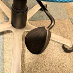 【使用感あり】メッシュデスクチェア・上下昇降・肘掛け昇降｜在宅ワークにどうぞの画像