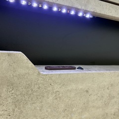 シングルベッド 2台 フレーム  モルタル調 コンセント2口 照明付きの画像