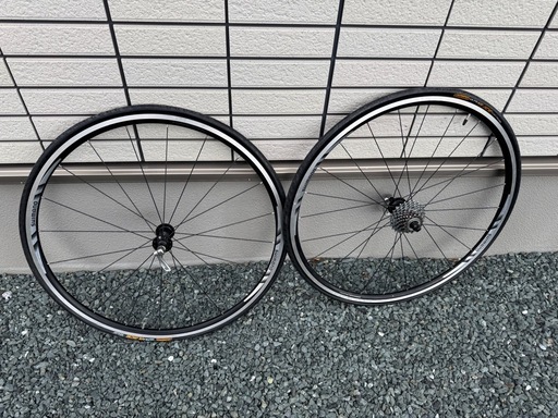 シマノのロードバイク用リアホイールWH-RS100（クリンチャータイプ