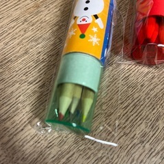 クリスマス色の色鉛筆　6本入り　4個セットの画像
