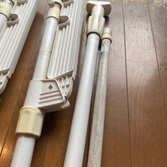 アイリスオーヤマ 物干し MW-190NR 窓枠の画像