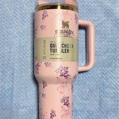 STANLEY LoveShackFancy タンブラーの画像