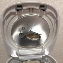 TOSHIBA 真空圧力IHジャー炊飯器 RC-18VQK 1.8L 10合の画像