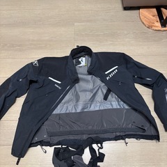 klim スノーモービルウェアの画像