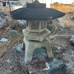 和風のお庭に！雪見灯篭　角月見
の画像