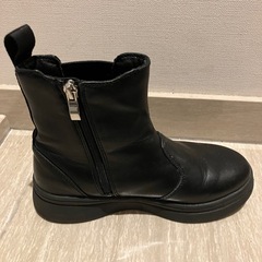 23.0㎝👢NUOVO 子ども用ブーツ の画像