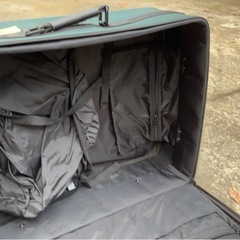 まだ使えるキャリーケース！処分前に1000円でお譲りします！の画像