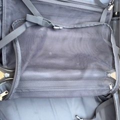 まだ使えるキャリーケース！処分前に1000円でお譲りします！の画像