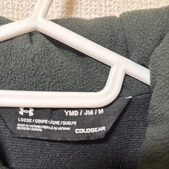 アンダーアーマー ベンチコート 135 140の画像