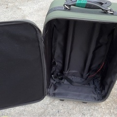 急ぎの方歓迎！キャリーケース1000円！の画像