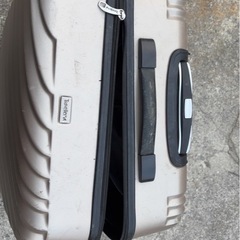 1000円ポッキリ！キャリーケースお譲りします！の画像