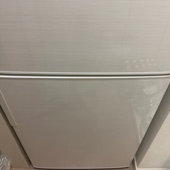 SHARP 冷蔵庫の画像