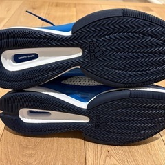 バスケットボールシューズの画像