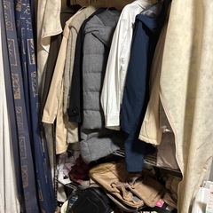 洋服掛けスチールラック　の画像