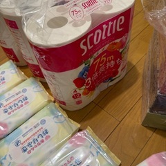 未使用 日用品まとめ売り（ティッシュ・キッチンペーパーなど）の画像