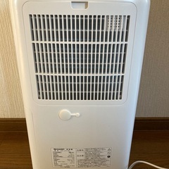 SHARP 型名 CV-J71-W　除湿機の画像