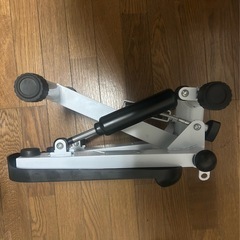 Fkstyle 【多機能静音ステッパー】コンパクト角型・電子カウンター付・負荷調整・省スペース・家庭/オフィス用フィットネスの画像