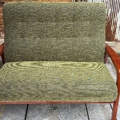 ☆お洒落なグリーンのソファの画像