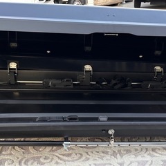INNO ルーフBOX BRM320＋ベースキャリア一式セット 鍵・説明書付きの画像