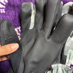 AIRTO GROUND ASEVEN グローブ の画像