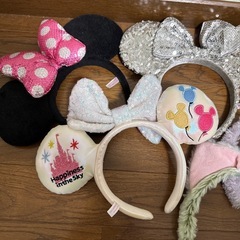 ディズニーカチューシャ(計5個)＋ディズニーサングラス、まとめ買いお得！の画像