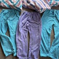 140cm ふわもこパジャマ　 3着セットの画像