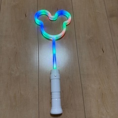 光るステッキの画像