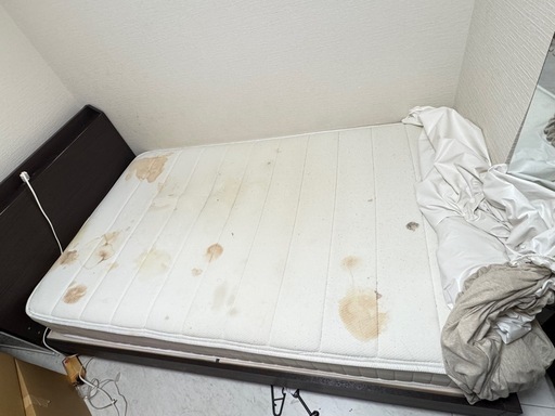 無料セミダブルマットレス（120×200）※汚れあり (ニン) 松戸の寝具