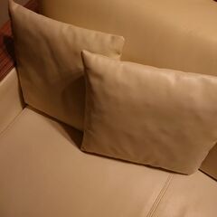 ソファー 三人がけ(おまけあり)の画像