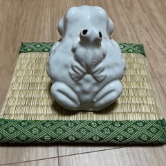 信楽焼　かえる置き物　縁起物の画像