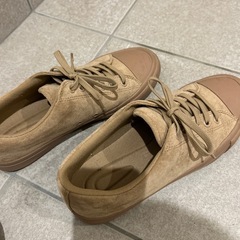 UNIQLO、スニーカー、27.0cmの画像