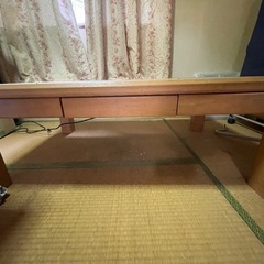 【100円】引き出し付き 木製ローテーブル（幅120cm）【今週木曜まで・厚木市岡田】の画像