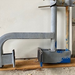 テレビアンテナ固定金具の画像