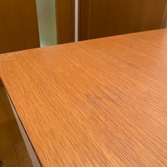 【無印良品】リビングでもダイニングでもつかえるテーブル・２・オーク材の画像