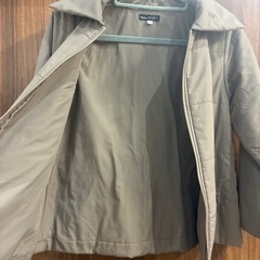 【BeBe】 ベージュ 中綿 ジップアップ お上品 コート 130㎝の画像