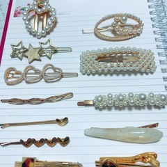 髪留め⭐︎13個セットの画像