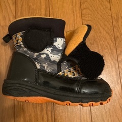 17.0cmオシュコシュOSHKOSH スノーブーツの画像