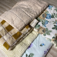 タオルケット1枚と大判タオル5本の画像