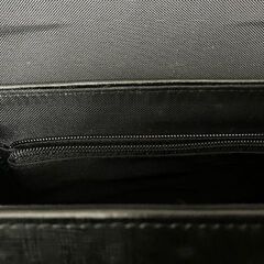 中古バッグ黒の画像