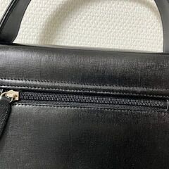 中古バッグ黒の画像