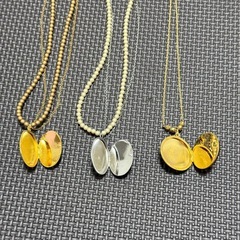 選べるクリスマスプレゼント☆ロケットペンダント☆カメオ風とヨーロピアンカボションの画像