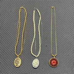 選べるクリスマスプレゼント☆ロケットペンダント☆カメオ風とヨーロピアンカボションの画像