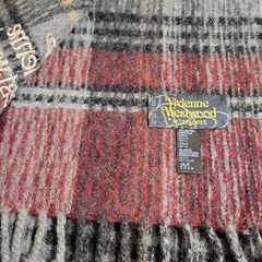 年末まで！vivienne westwood 　レアチェック柄マフラーの画像