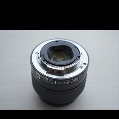 Sony E35mmF1.8、レンズフィルター付きの画像